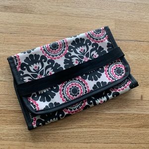 Thirty-one travel compact bag